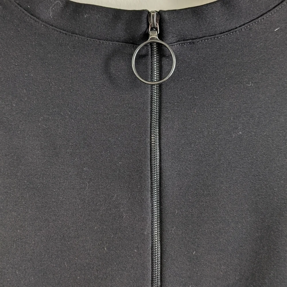 AKRIS Ponte Zip Fitted Black Sweater Top M Knit Minimalist Fine Gauge Designer - Picture 3 of 14